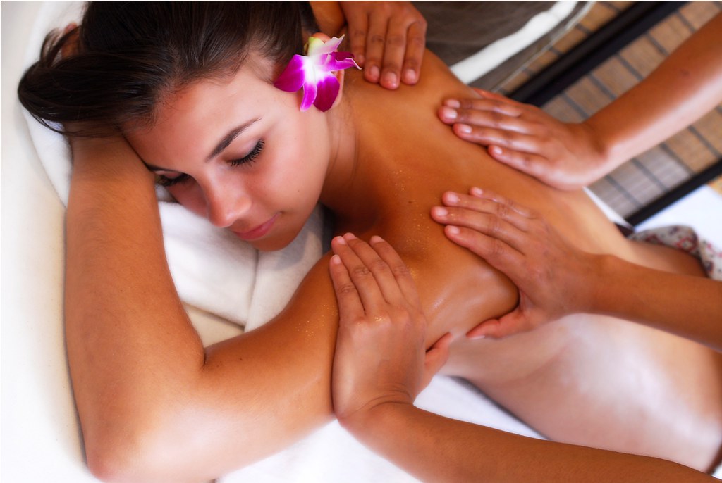 christine weatherall recommends asian four hands massage pic