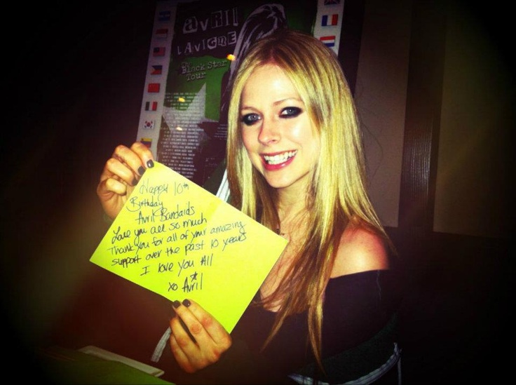 dale thorsell share avril lavigne porm photos